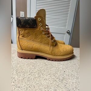 Timberland Monogram Leather Boots - Black and Tan
